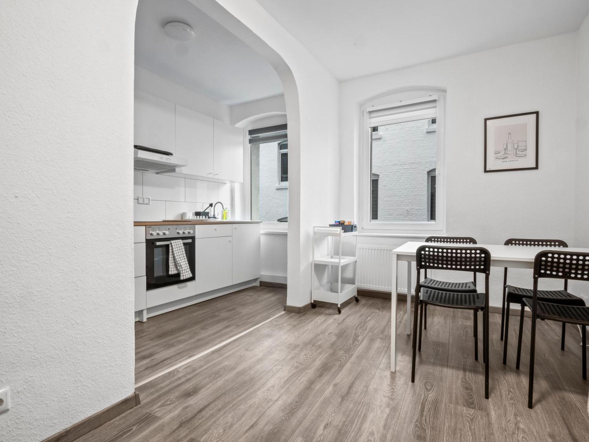 Wohnung In Zentraler Lage - Kostenlose Parkplaetze カッセル エクステリア 写真