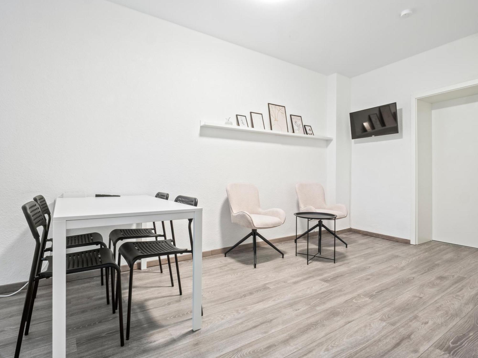 Wohnung In Zentraler Lage - Kostenlose Parkplaetze カッセル エクステリア 写真