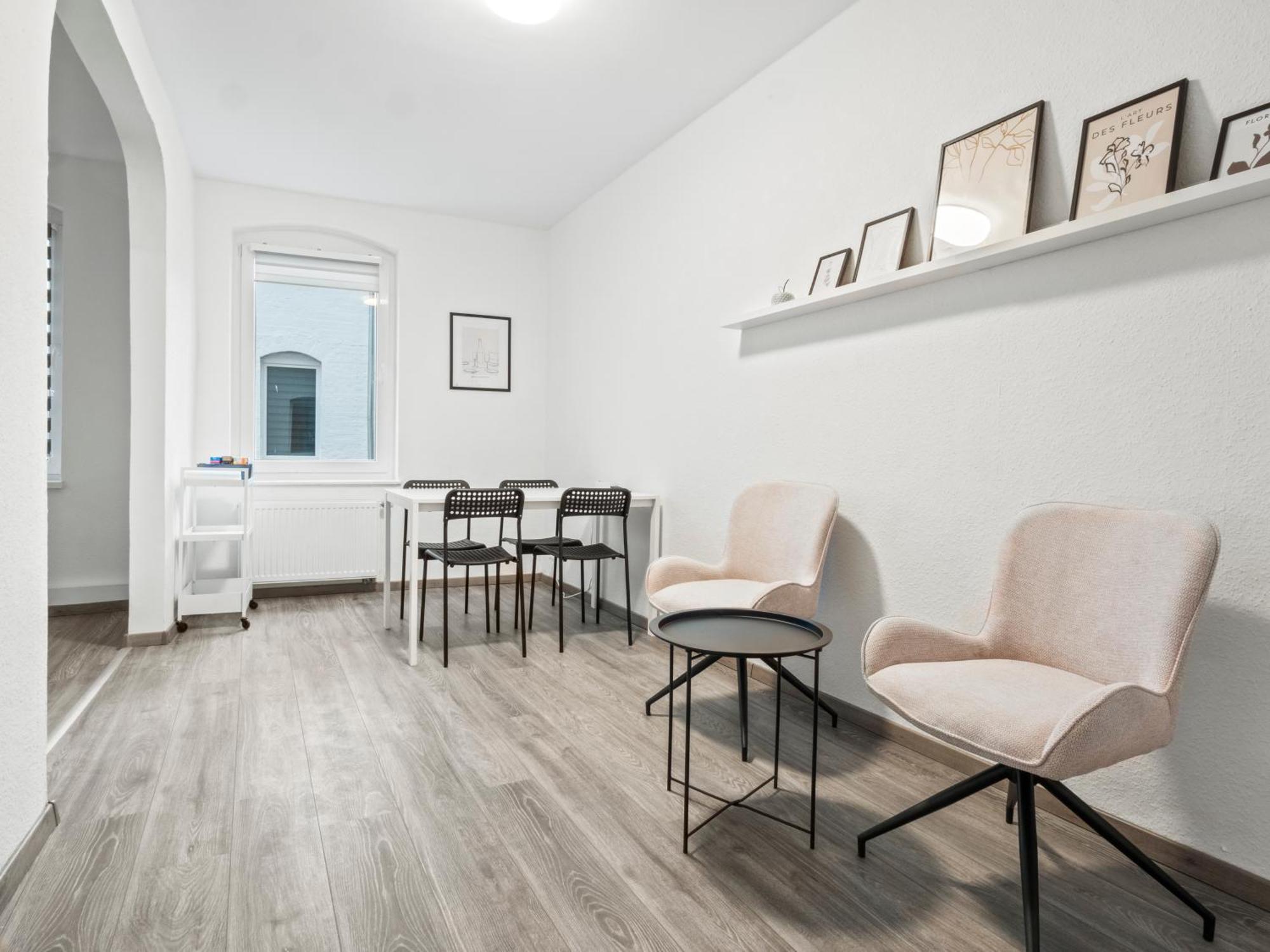 Wohnung In Zentraler Lage - Kostenlose Parkplaetze カッセル エクステリア 写真